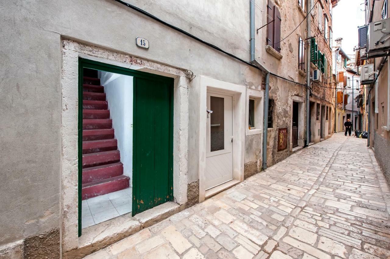 Apartman Delfin Rovinj Eksteriør billede