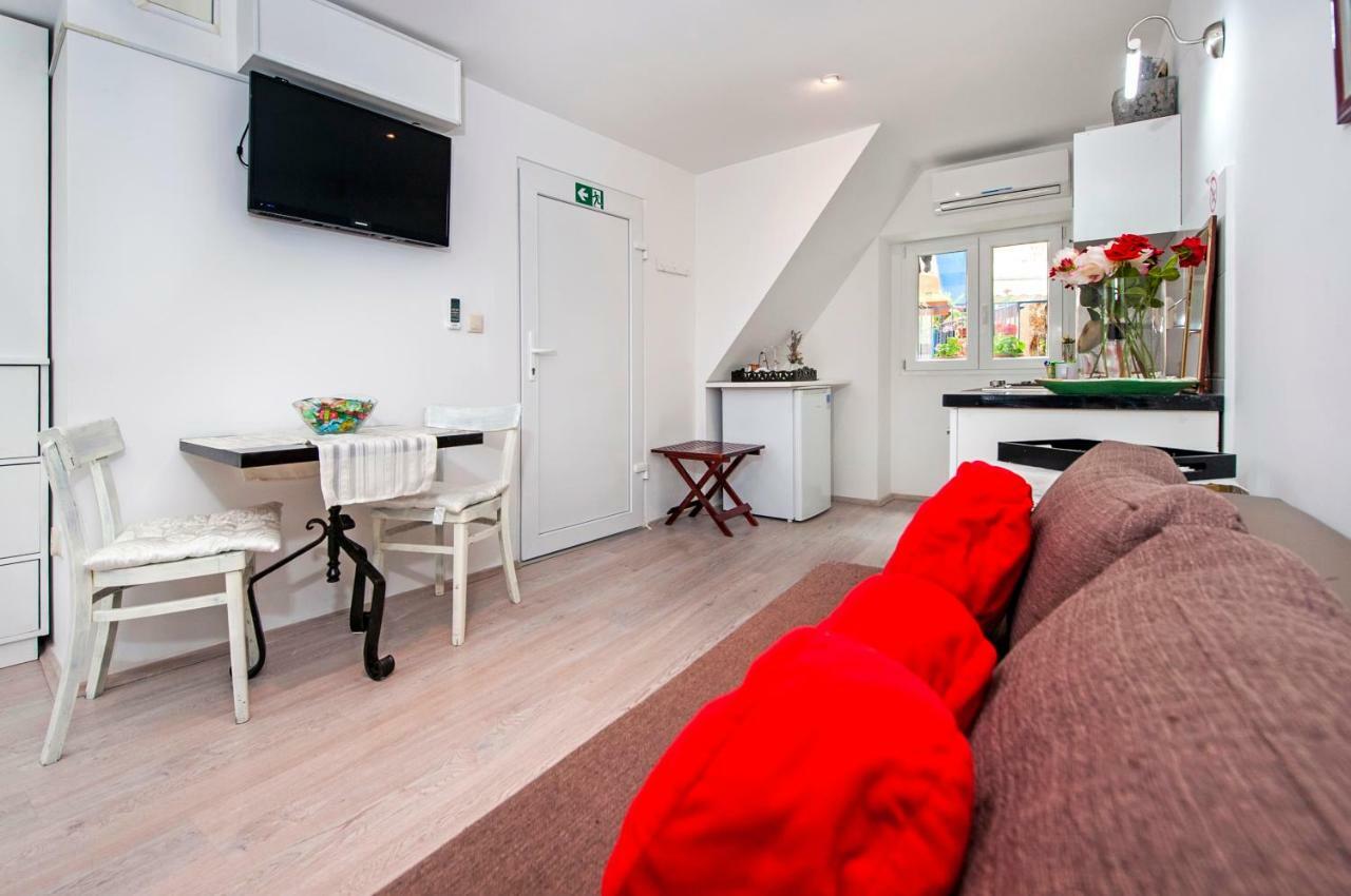 Apartman Delfin Rovinj Eksteriør billede